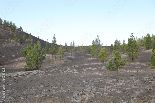 El Teide Im Dezember 2022 teilweise mit Schnee bedeckt