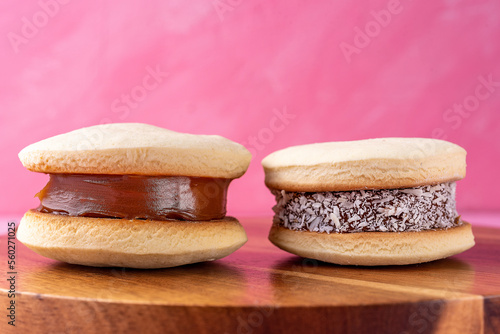 Alfajor de maisena argentino photo