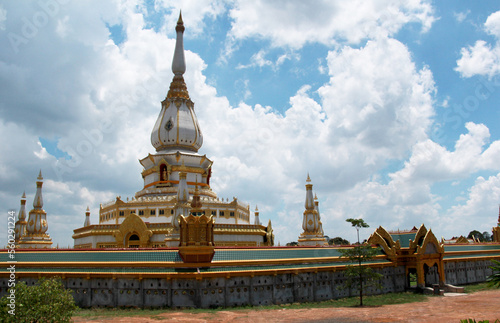 Phra Maha Chedi Chai Mongkol (Wat Tham Pha Nam Thip) Tambon Pha Nam Yoi, Nong Phok District, Roi Et Province, Thailand 