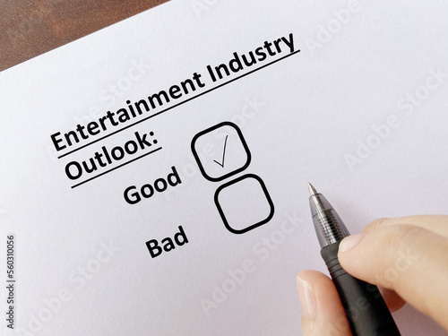 Foto Questionnaire about industry