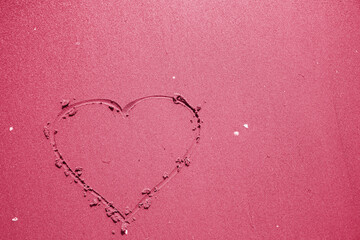 Acrylglasbilder Pantone 2023 Viva Magenta Heart drawn in the sand. Beach background. Top view.Valentines day party on the beach,Couple celebration valentines on beach.symbol,tourism,holiday or conceptual designs  © Yulia