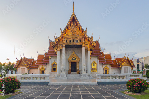 Wallpaper Mural Beautiful Marble Temple, Wat Benchamabophit Dusitvanaram in Bangkok, Thailand. Torontodigital.ca