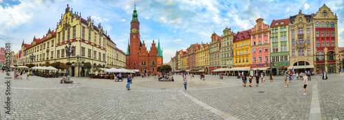 21.07.2022: panoramic view of the market square and town hall in the center of the old town. Wroclaw, Poland