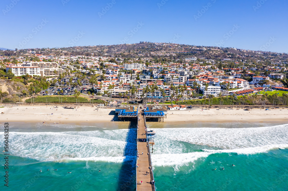 Aerial view of San Clemente California with pier and beach sea vacation in the United States - obrazy, fototapety, plakaty 