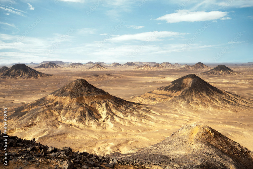 Black desert in Egypt taken in May 2022 - obrazy, fototapety, plakaty 