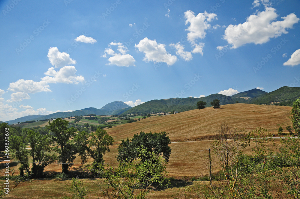 Le colline e le montagne marchigiane a Cupramontana, Ancona - Marche