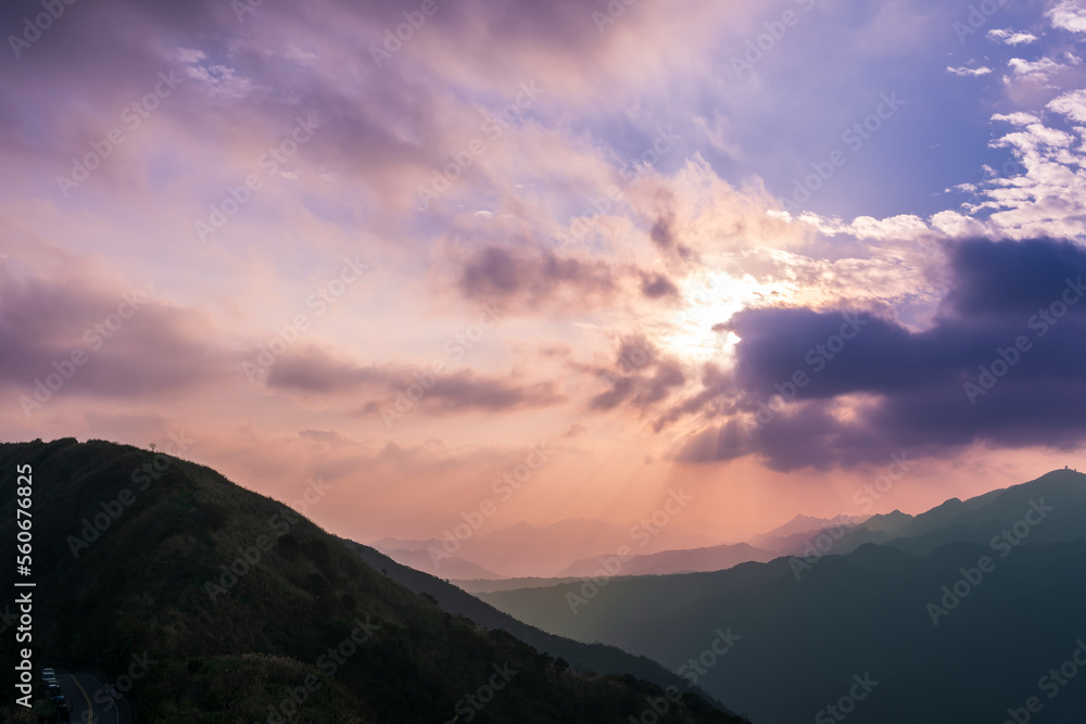 Watch the romantic Crepuscular Ray (cloud gap light) on the mountain. Buyan Pavilion, Shuangxi District, New Taipei City. Taiwan Watch the romantic Crepuscular Ray (cloud gap light) on the mountain. Buyan Pavilion, Shuangxi District, New Taipei City. Taiwan