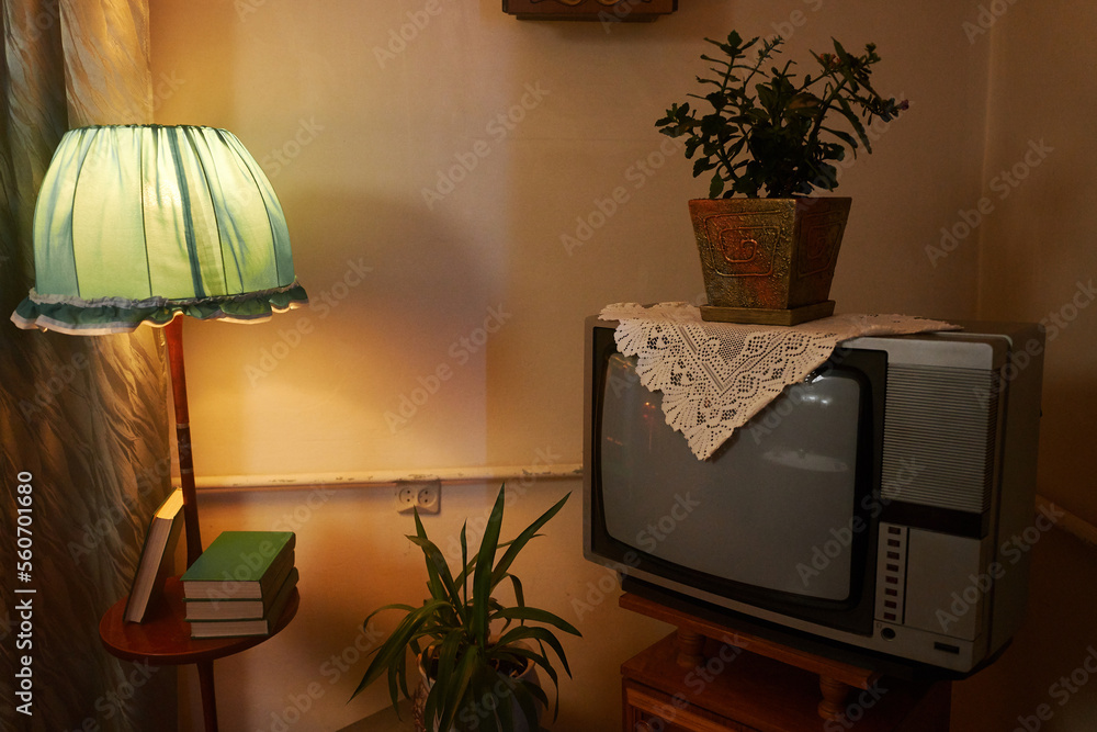 Old Style Room Decor