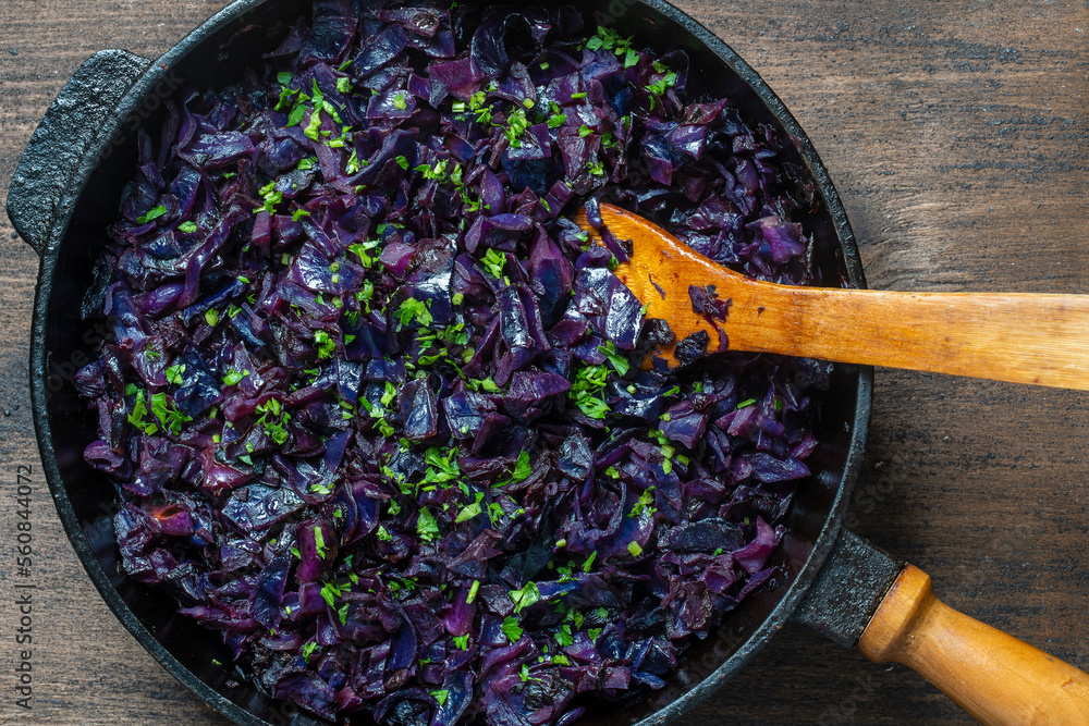 Red cabbage are panfried until lightly charred, then braised in mulled