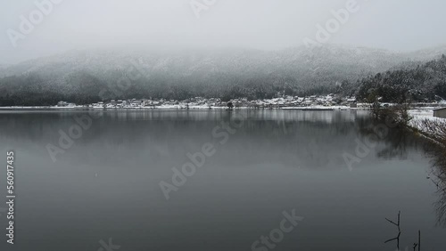 雪の余呉湖 photo