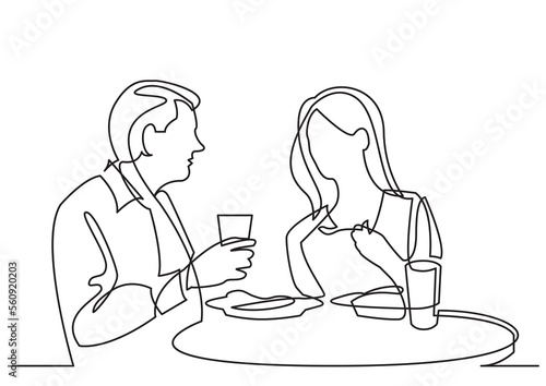 continuous line drawing man and woman eating in restaurant - PNG image with transparent background