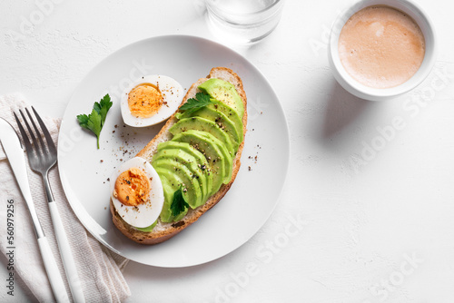 Avocado toast with egg