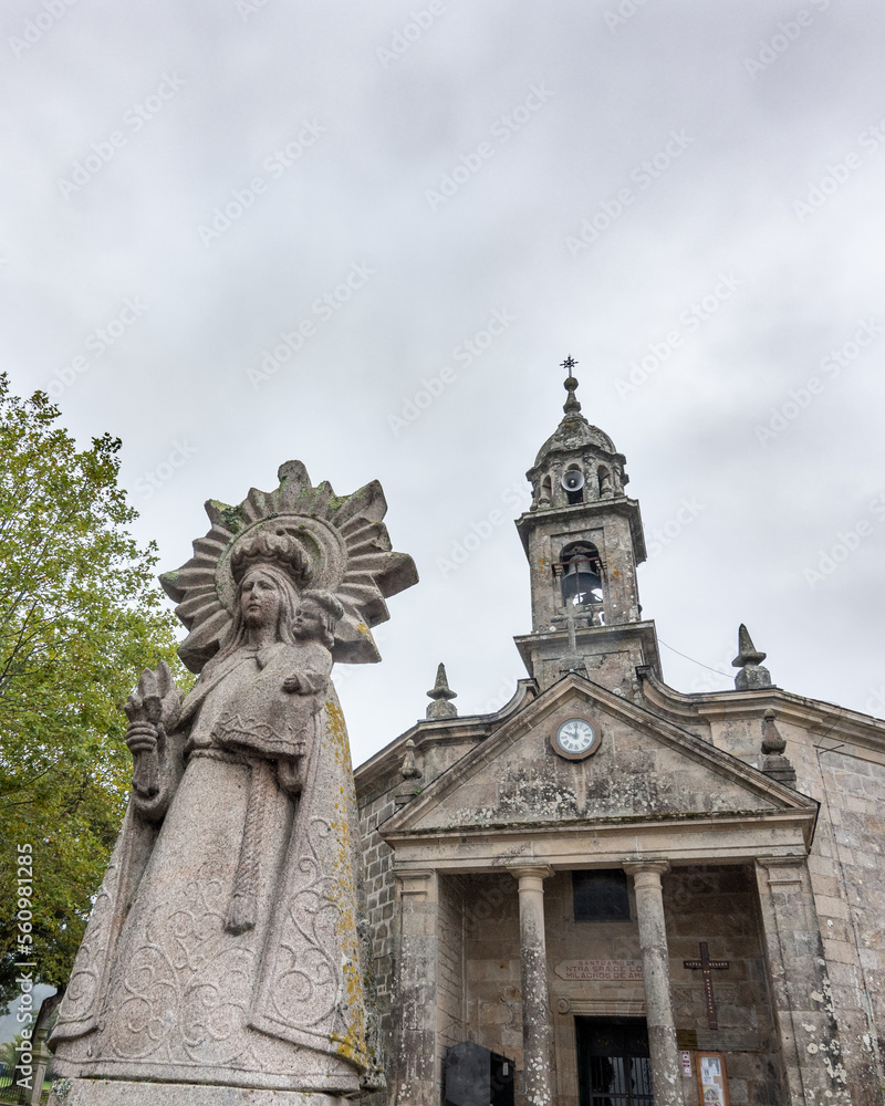 Santuario de A Nosa Señora dos Milagres de Amil, en Moraña (Galicia, España)