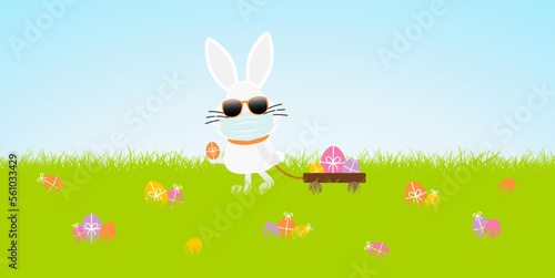 Weißer Osterhase Maske Sonnenbrille Handwagen Wiese Ostereier