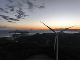 佐賀県唐津市　早朝の屋形石風力発電所の風景