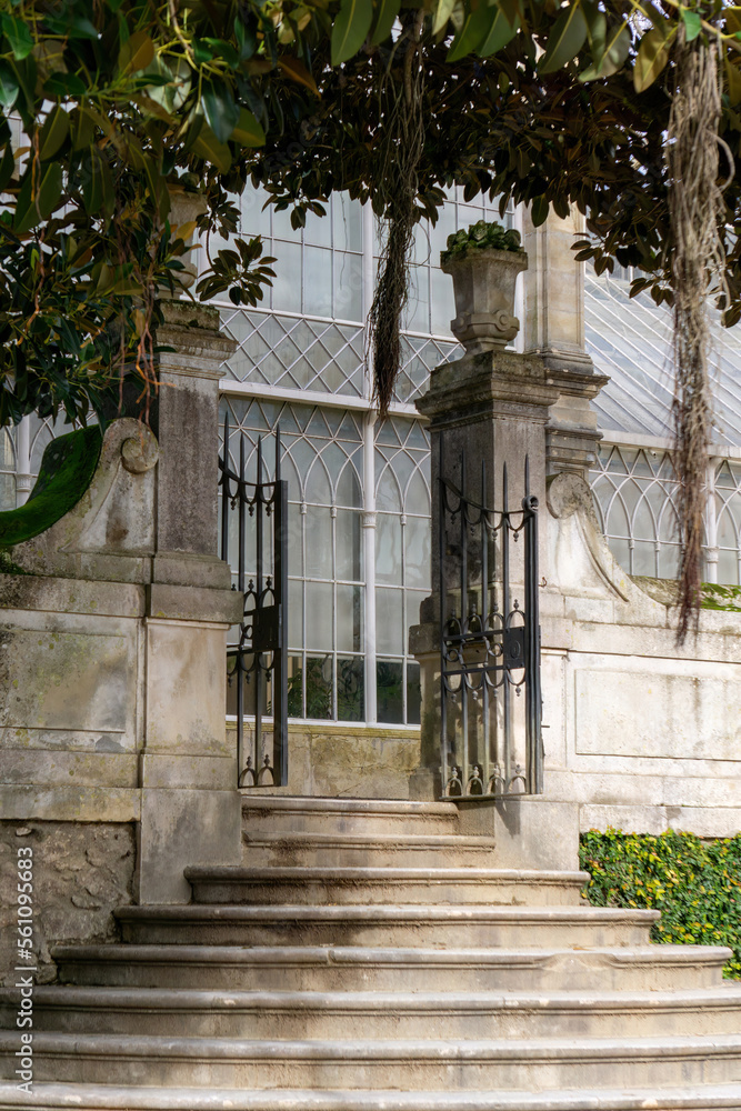 Fototapeta premium Ancient gate in the botanical garden