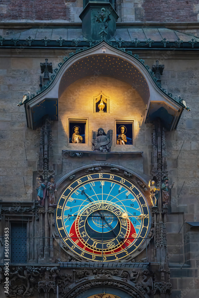 Obraz premium St Barnaby and St Bartholomew Animated apostles figurines of Astronomical Clock at Old Town Hall - Prague, Czech Republic