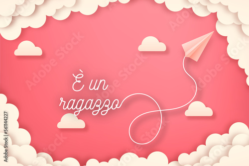 carta o banner per annunciare la nascita di una bambina in bianco con nuvole ecru tutt'intorno su uno sfondo Pantone 2019 rosa sfumato