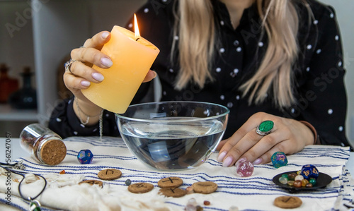 Canvas Print Woman fortune teller fortune telling wax candles