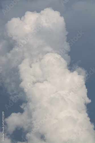 clouds in the sky © benjamin