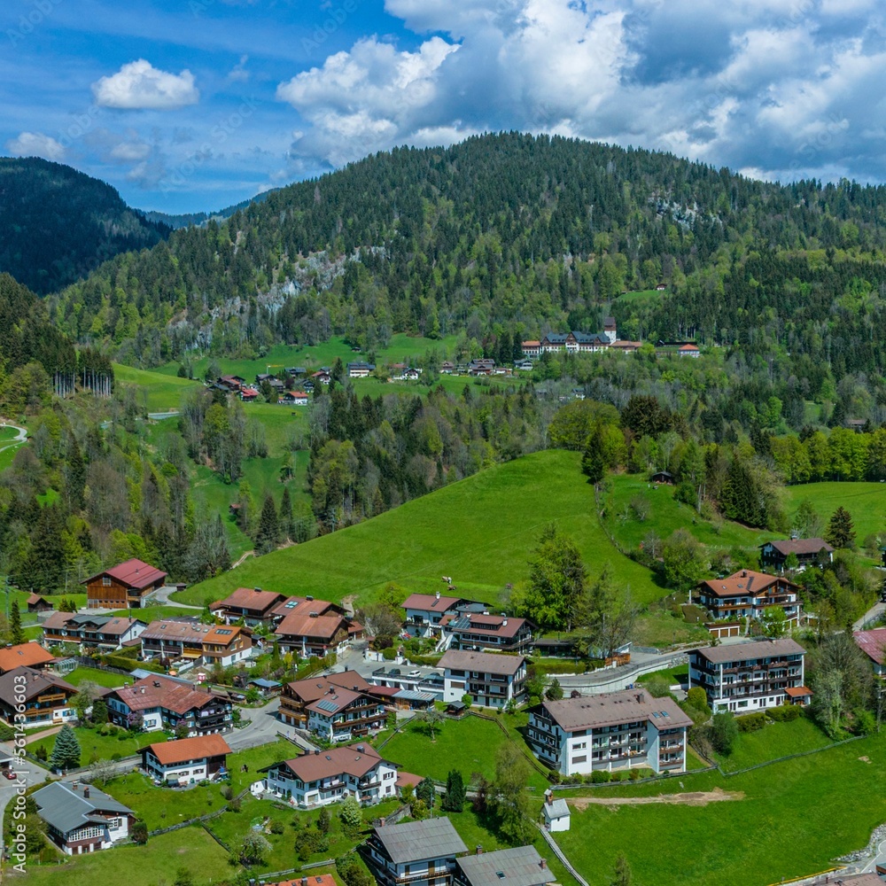 Das Oberstdorfer Tal - Blick auf den Ortsteil Jauchen