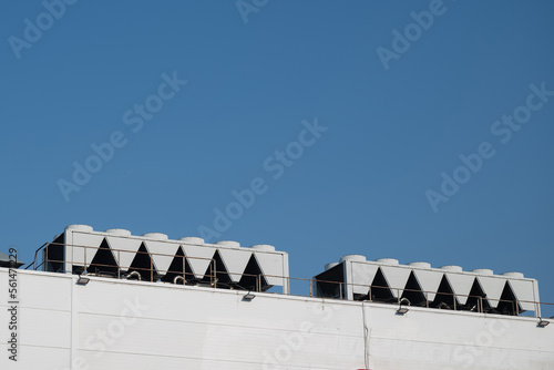 Bilde på lerret HVAC Air Chillers on Rooftop Units of Air Conditioner for Large Industry Air Coo