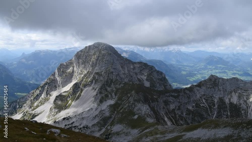 Zeitraffer Scheiblingstein mit Blick auf Großen Pyhrgas, Haller Mauern, Steiermark, Oberösterreich photo