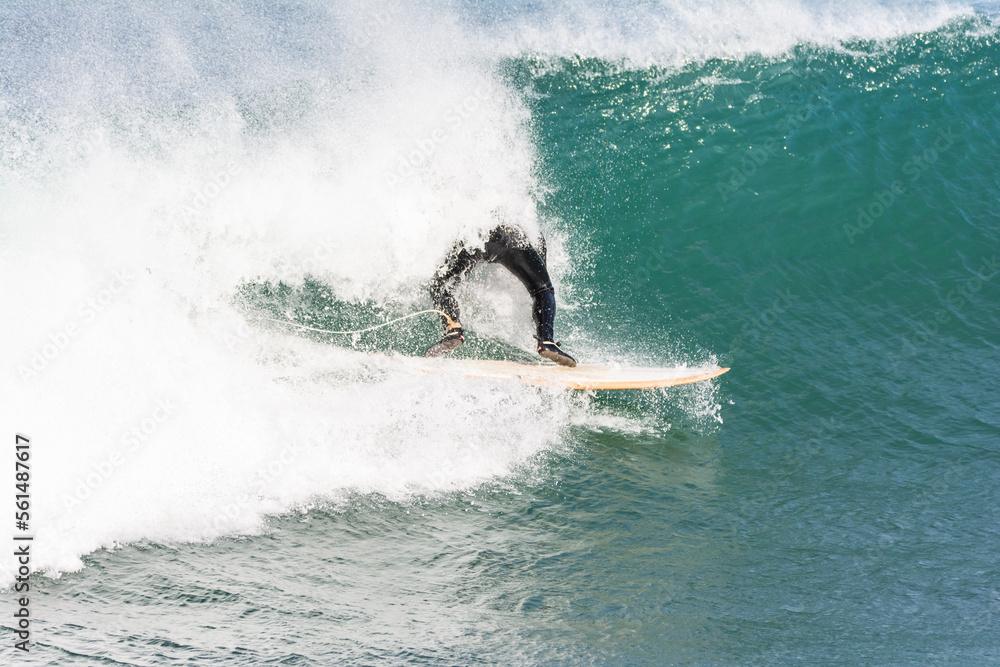 Dia de surf, buenas olas
Dia de surf, buenas olas