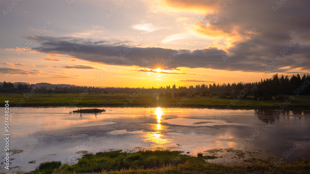 Fototapeta premium Sunset Over Lake