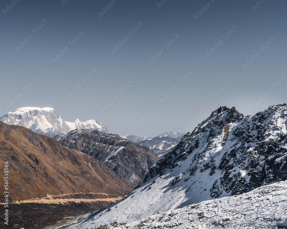Fototapeta premium snow covered mountain