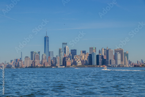 Manhattan skyline from the Hudson River © Lynda