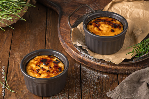 Fotografie Creme brulee french dessert or leite creme portuguese dessert