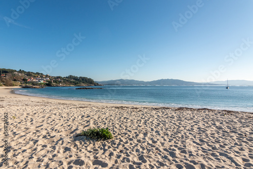 Fototapeta Naklejka Na Ścianę i Meble -  Playa de Liméns, en Cangas do Morrazo (Galicia, España)