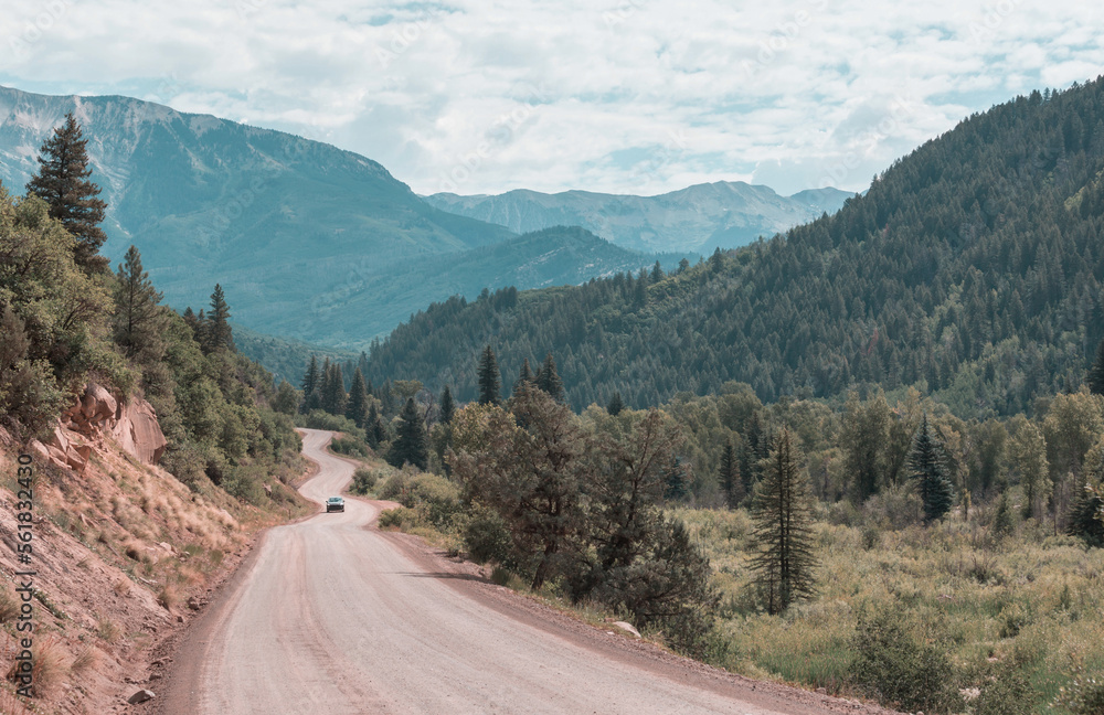 Fototapeta premium Road in mountains