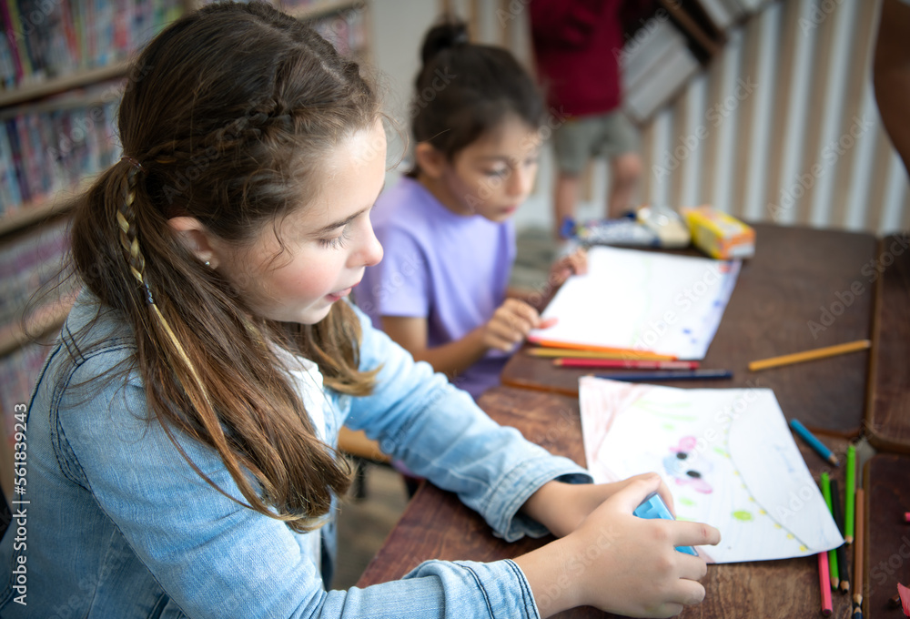 A group of students from an international school that promotes creativity and places children at the center of learning in a variety of subjects. A group of students from an international school that promotes creativity and places children at the center of learning in a variety of subjects.