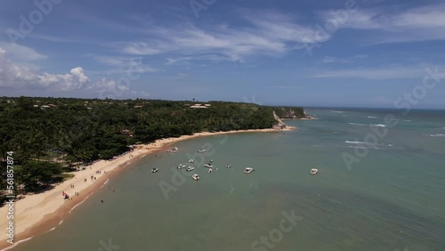 Linda vista aérea da Praia do Espelho, em Trancoso, no Sul da Bahia. Uma das mais belas praias do Brasil.