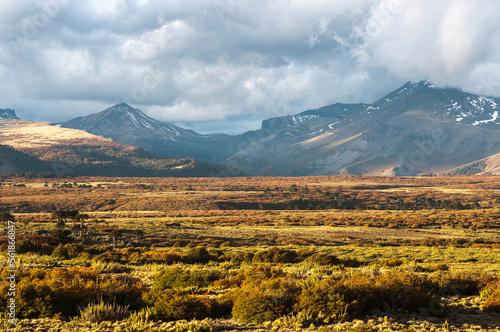 sur de  chile, cordillera, alta montaña, paisaje, montagna, cielo, naturaleza, nube, cerro, montagna, nube, césped, verano, impresiones, árbol, viajando, escenario, atardecer, panorama, bosque, campo,