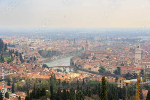 Fototapeta Naklejka Na Ścianę i Meble -  panorama of old town of Verona, Italy