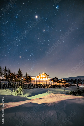 Print op canvas Milky Way stars under Cabin House in Norway