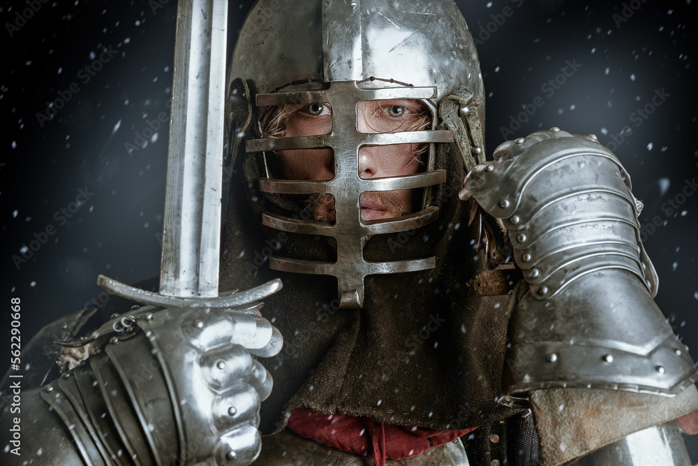 Naklejka premium brave medieval knight