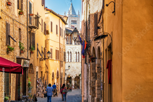 In der Altstadt von Massa Marittima in der Toskana