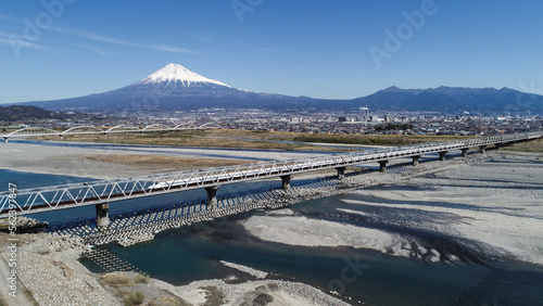 Foto Mt. Fuji with bullet train