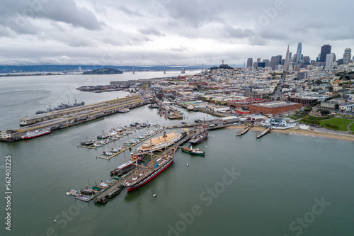 Canvas Print Aquatic Park Pier , Cove and Municipal Pier in San Francisco