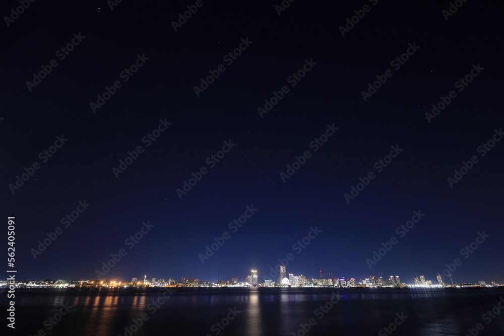大黒ふ頭から見た横浜みなとみらい21 (神奈川・横浜) (夜景) 大黒ふ頭から見た横浜みなとみらい21 (神奈川・横浜) (夜景)