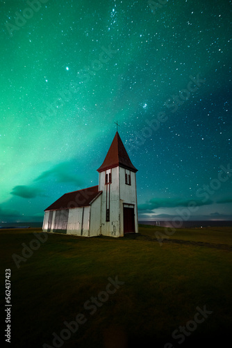 Fotografie Hellnar church with aurora borealis - Iceland