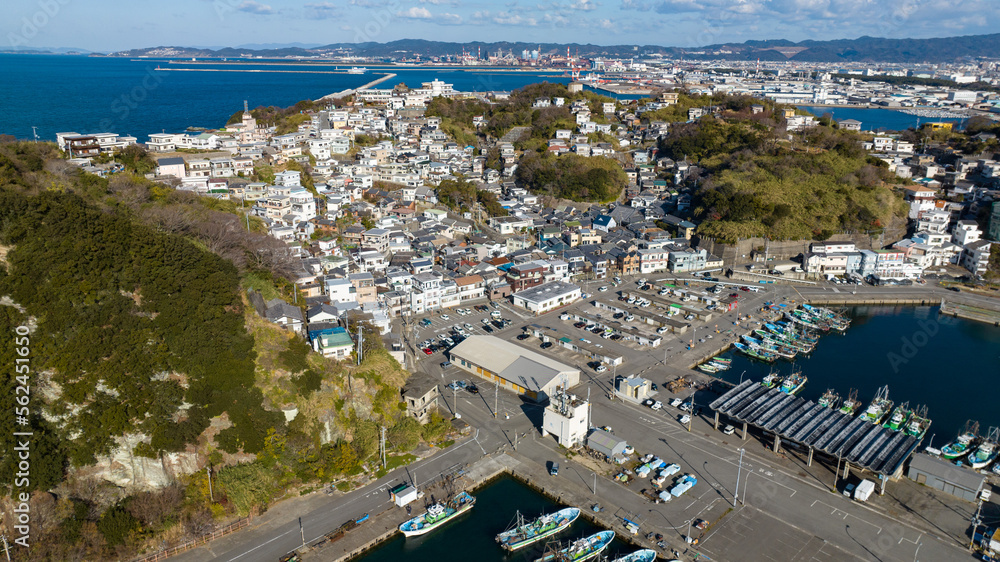 2023年1月　日本のアマルフィ　和歌山県雑賀崎漁港と雑賀崎灯台周辺の空撮写真