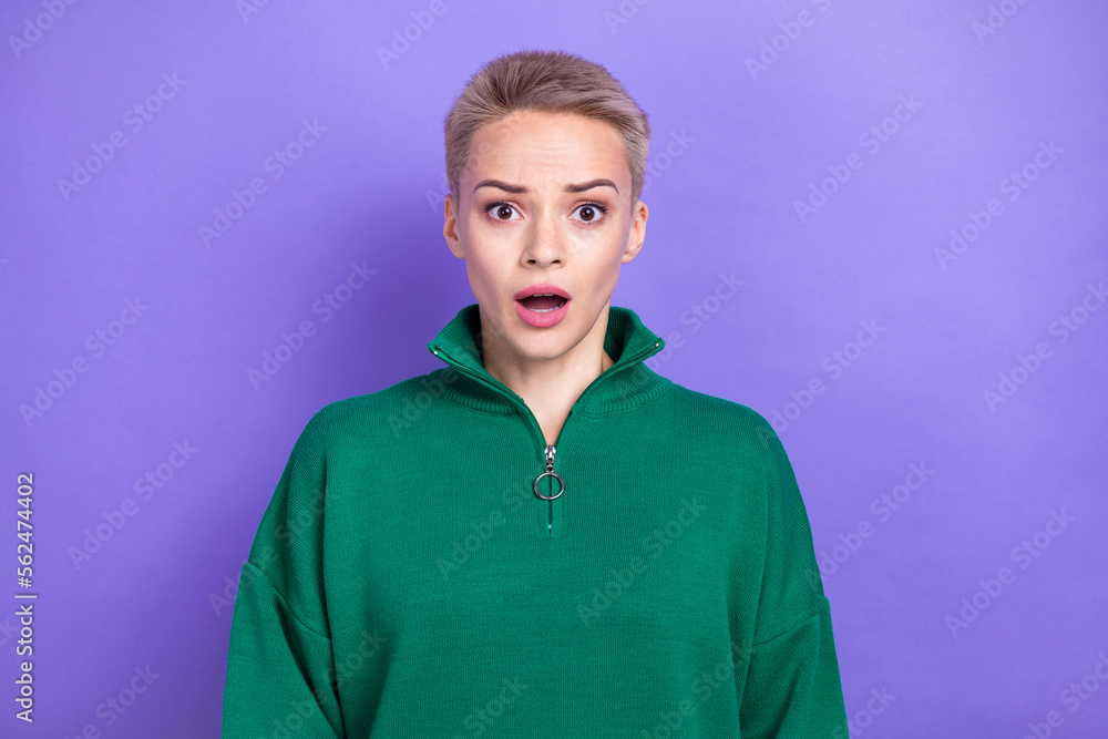 Photo of charming funny nervous depressed confused lady open mouth bad news reaction lost all her money bankrupt isolated on violet color background Photo of charming funny nervous depressed confused lady open mouth bad news reaction lost all her money bankrupt isolated on violet color background