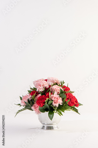 Obraz na płótnie flower arrangement on white background w salonie