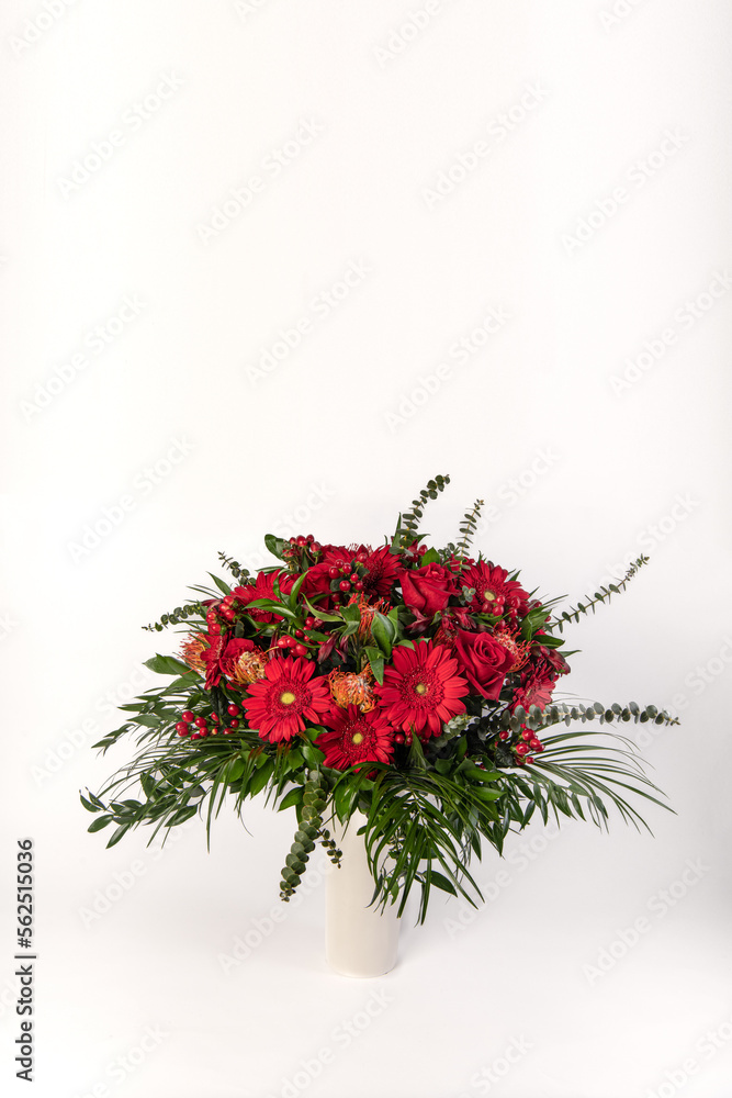 bouquet of red and pink daisies