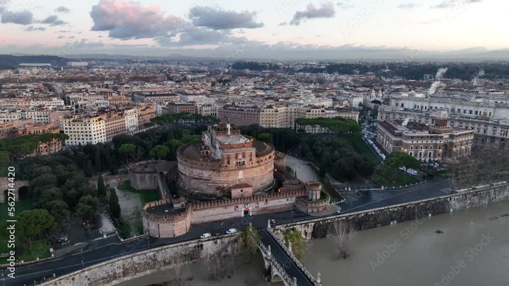 Castel Sant'Angelo a Roma
Vista Aerea panoramica intorno al castello Castel Sant'Angelo a Roma
Vista Aerea panoramica intorno al castello
